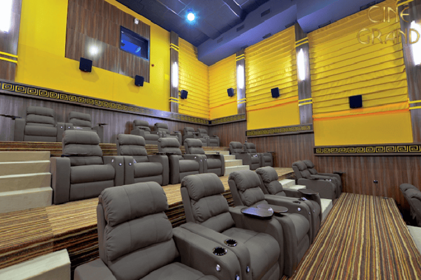Multiplex Recliners 14